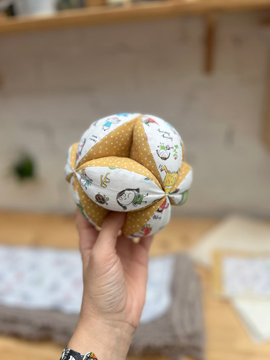 Pelota Montessori El Monstruo de colores – Descubrimiento y juego desde el primer día