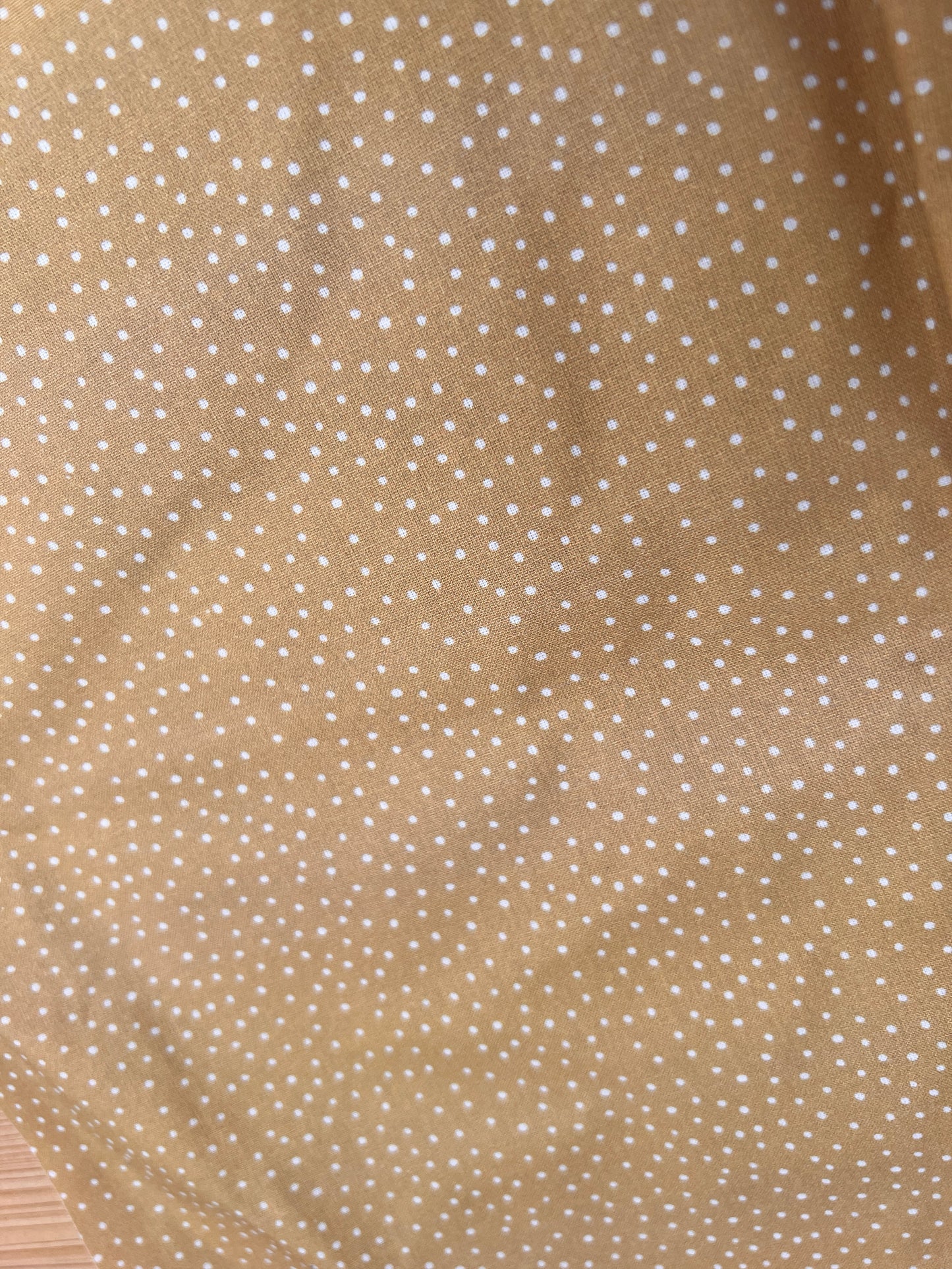 Tela popelin topitos mostaza